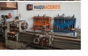 Torno industrial Maquiaceros con portaherramientas